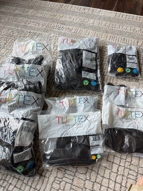 Burgandy Tuftex Balloon assortment